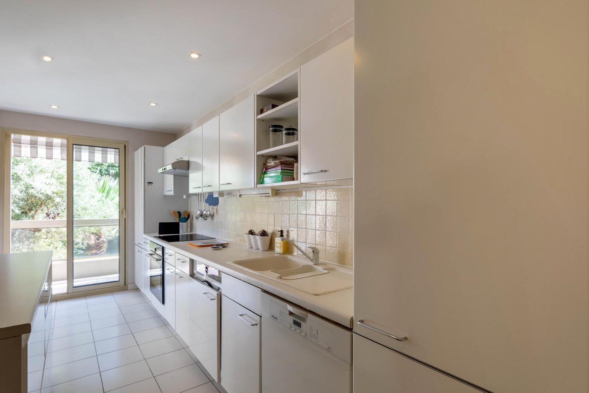 Ferienwohnung Tanit Piscine, 6 Couchages, Parking Antibes Exterior foto